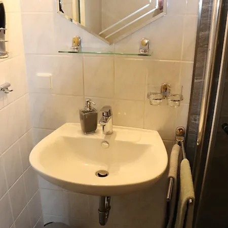 شقة فندقية Und Landhaus Fricke 2*