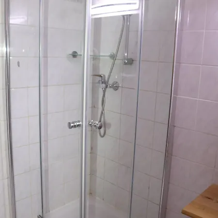 Und Fricke 아파트호텔 Calden