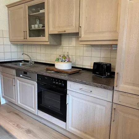 Und Fricke 아파트호텔 Calden