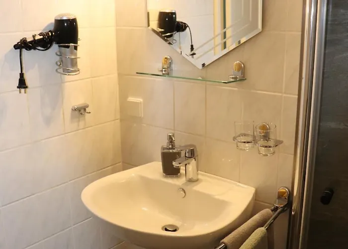 Und Fricke 3* Calden